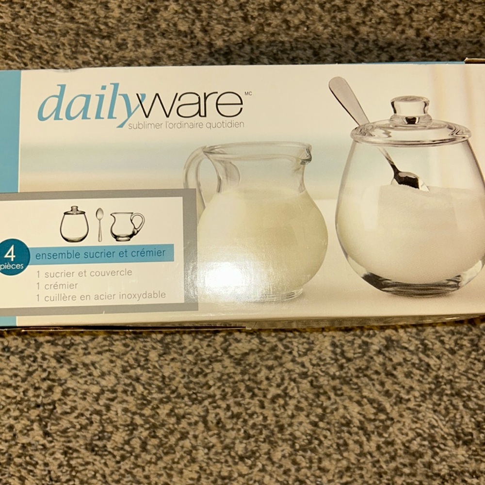 Dailyware sugar & creamer set